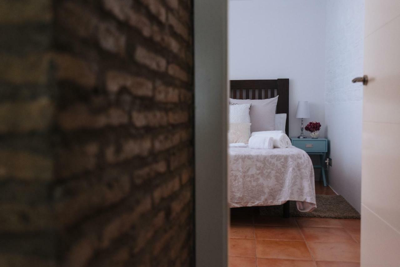 Ferienwohnung Cozy Attic With Terrace- 1Bd 1Bth- San Vicente Sevilla Exterior foto