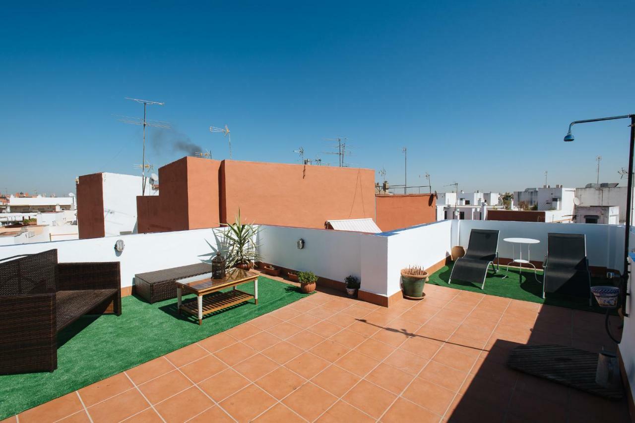 Ferienwohnung Cozy Attic With Terrace- 1Bd 1Bth- San Vicente Sevilla Exterior foto